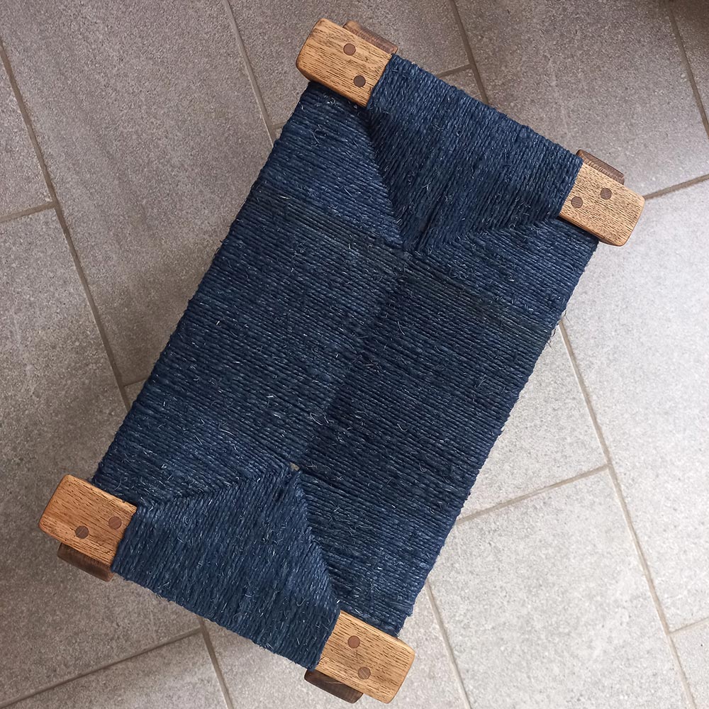 Veronikwood kék tölgy hokedli